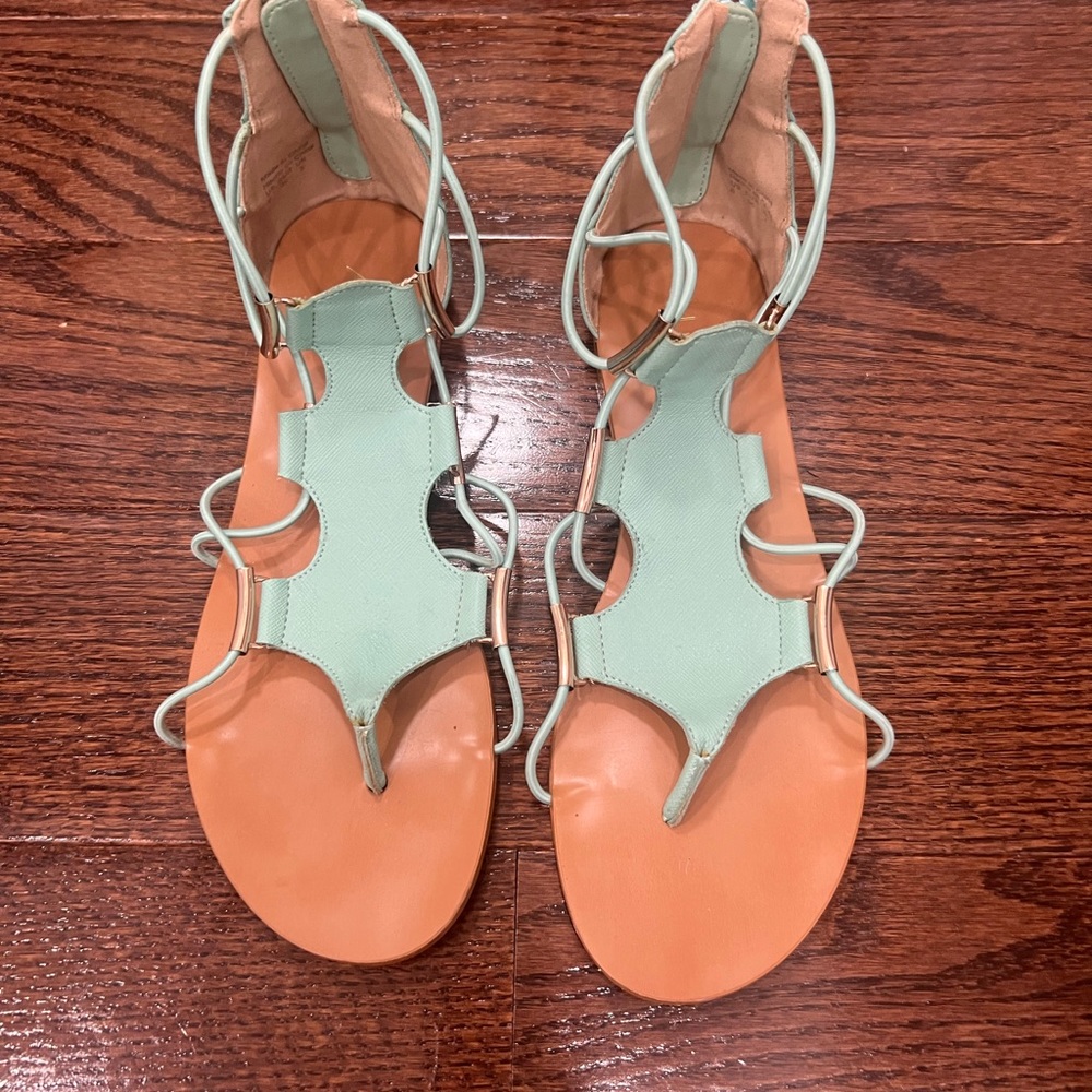 Aldo sandals size 6